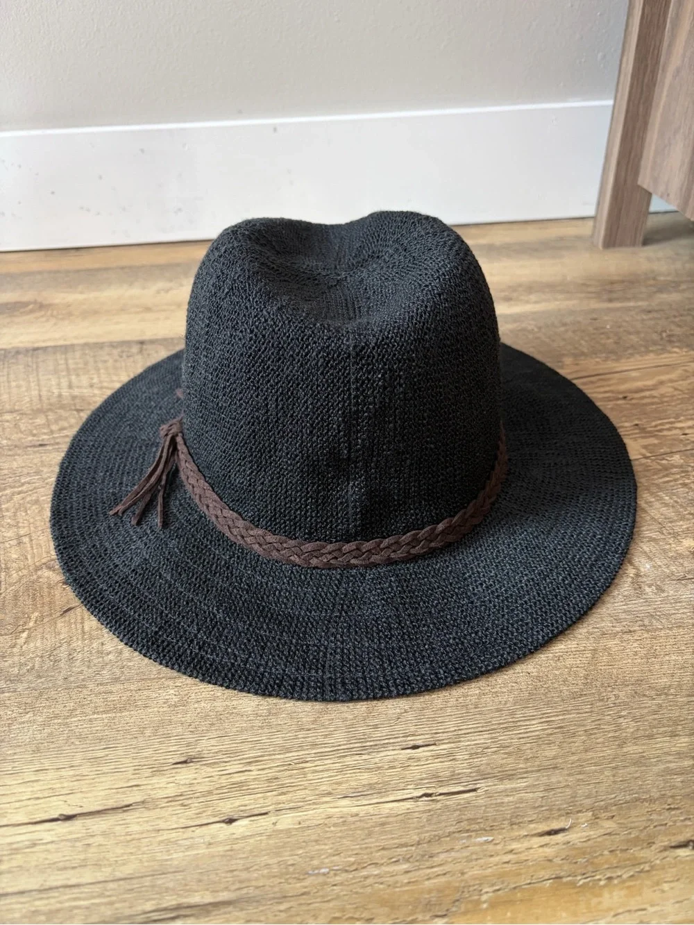Scala Pronto Black Knit Safari Hat with Braided Band